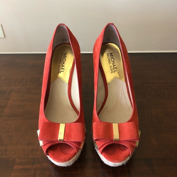 Michael Kors Bow Wedge - Picture 1 of 4